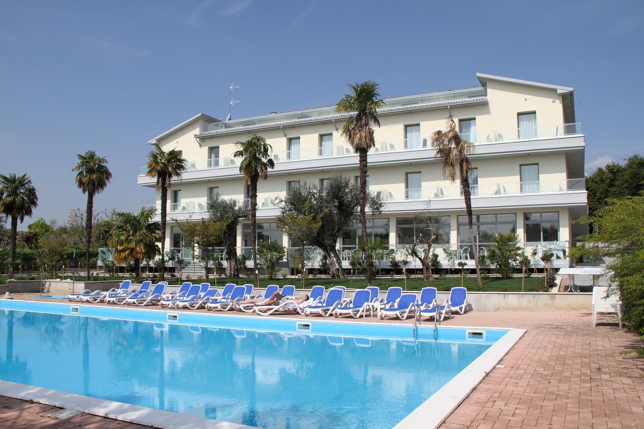 Front Lake Hotel Villa Paradiso Suite Moniga del Garda Eksteriør bilde